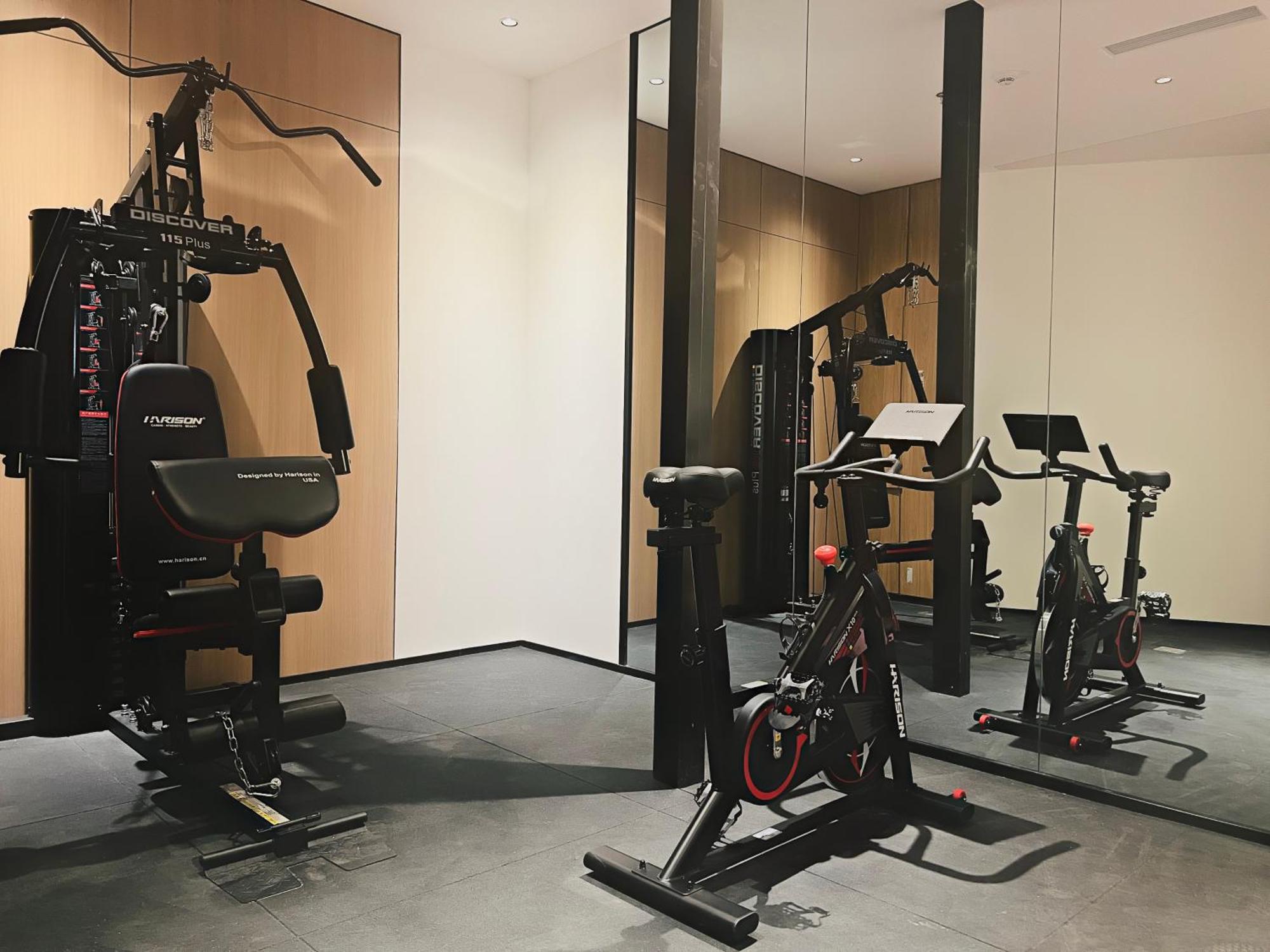 Dayin Garden Hotel -Near People'S Square & Nanjing Road-Large Social Area -Bar -Cafe -Gym -Free Laundry Luggage Storage -24H Front Desk-English Service Shanghai Eksteriør bilde