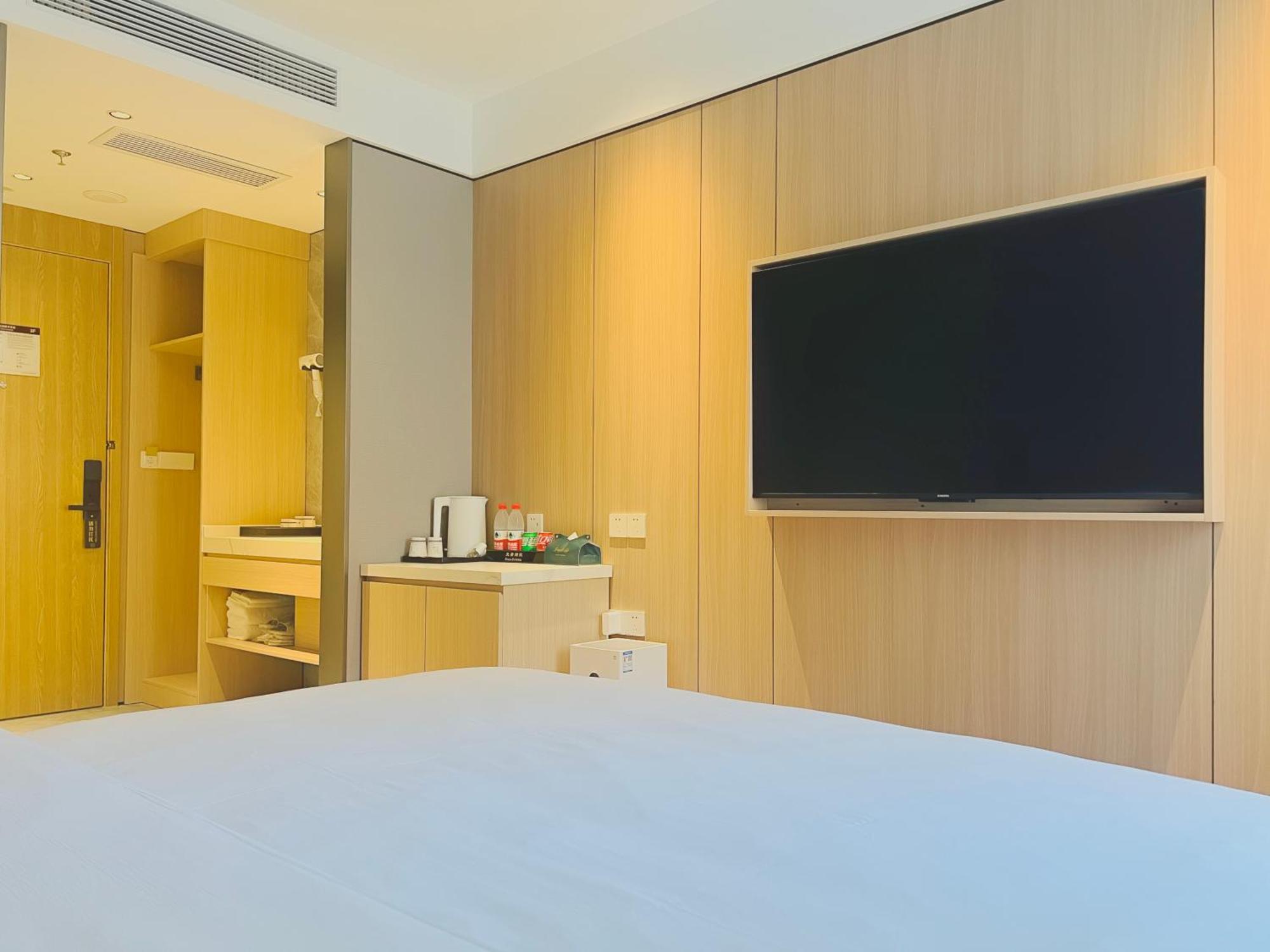 Dayin Garden Hotel -Near People'S Square & Nanjing Road-Large Social Area -Bar -Cafe -Gym -Free Laundry Luggage Storage -24H Front Desk-English Service Shanghai Eksteriør bilde